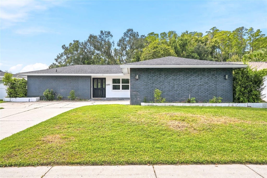 Photo of 4206 Windtree Drive, Tampa, FL 33624 (MLS # TB8553753)