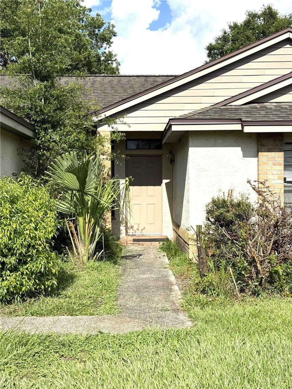 Photo of 3327 Spotted Fawn Drive, Orlando, FL 32817 (MLS # O6417541)