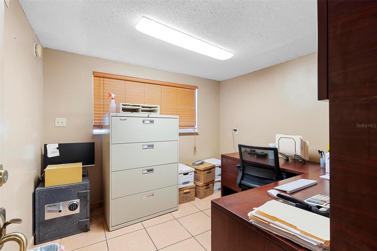 KEEN CASTLE - Commercial Sale