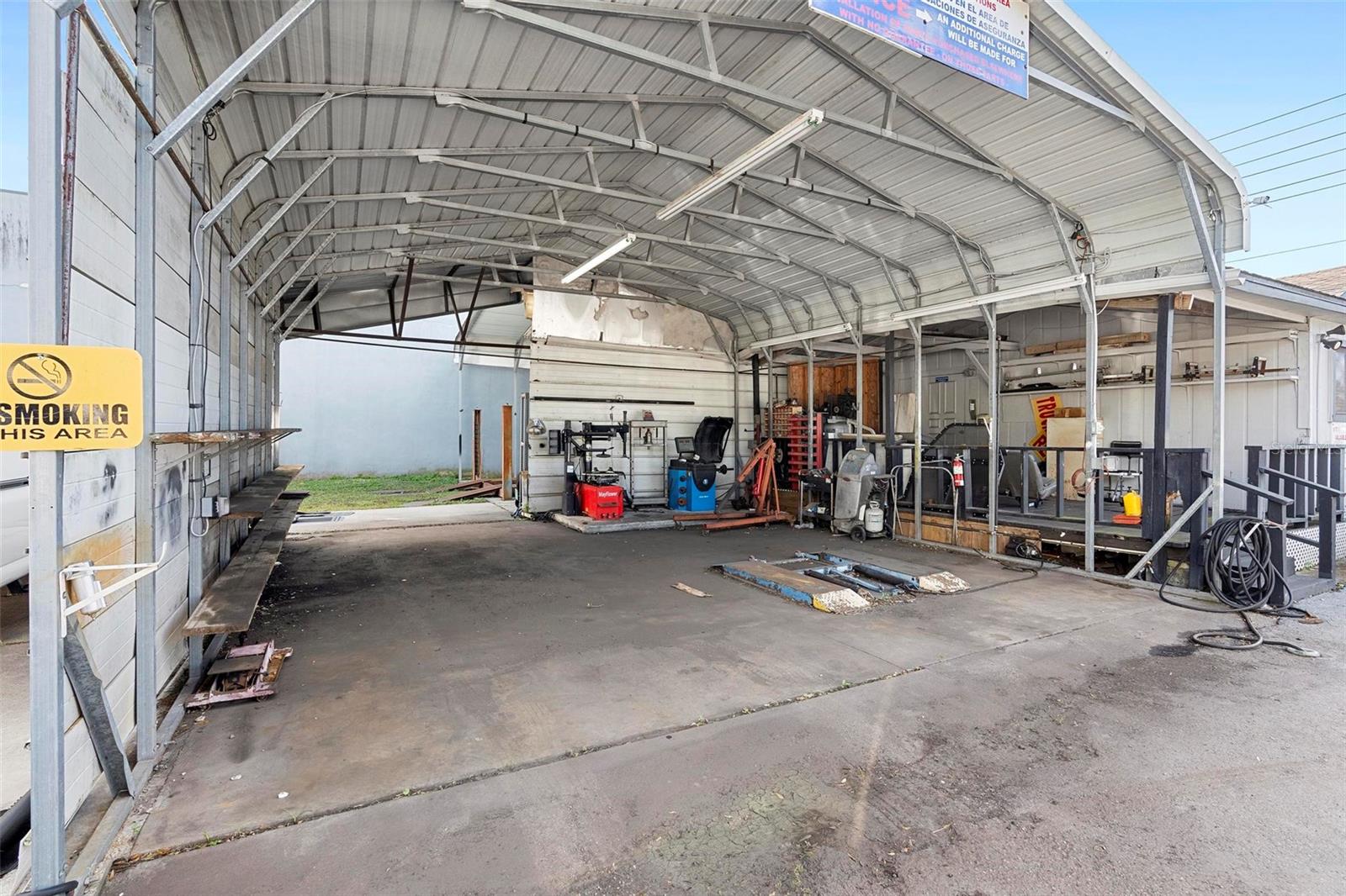 KEEN CASTLE - Commercial Sale