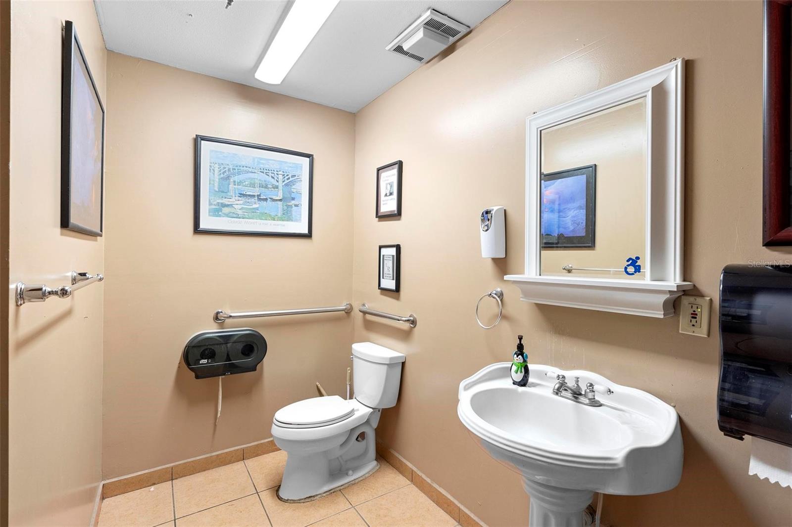 KEEN CASTLE - Commercial Sale