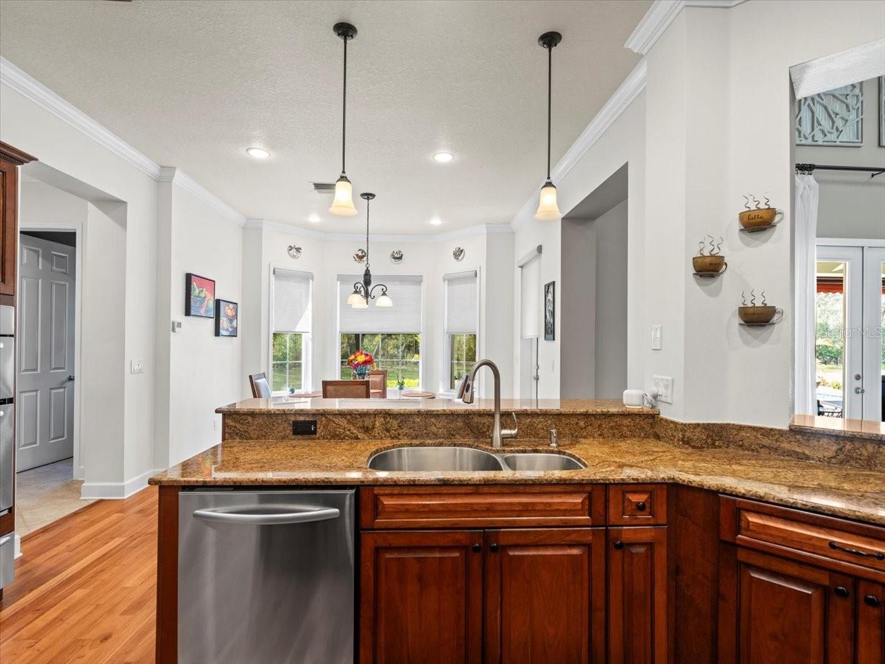 CITRUS GREEN - Residential