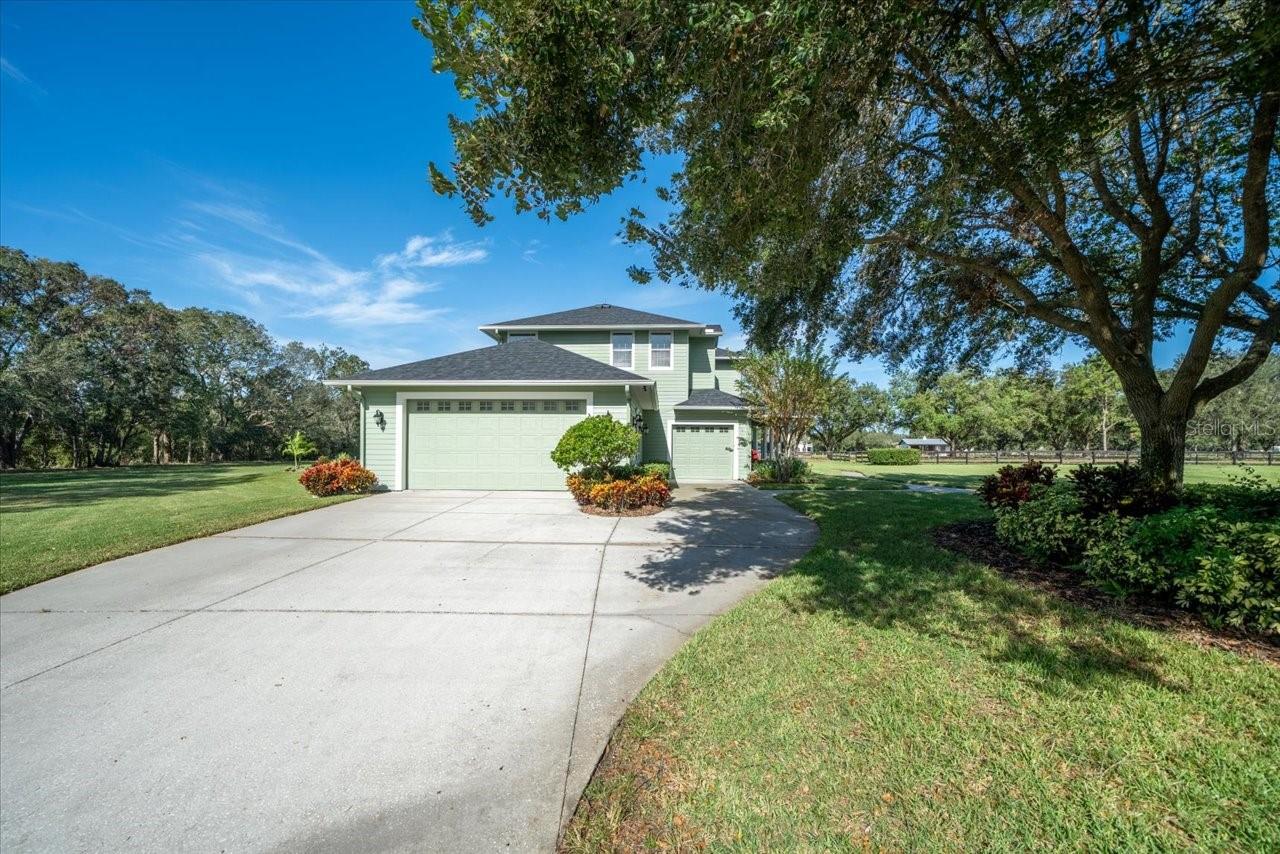 CITRUS GREEN - Residential