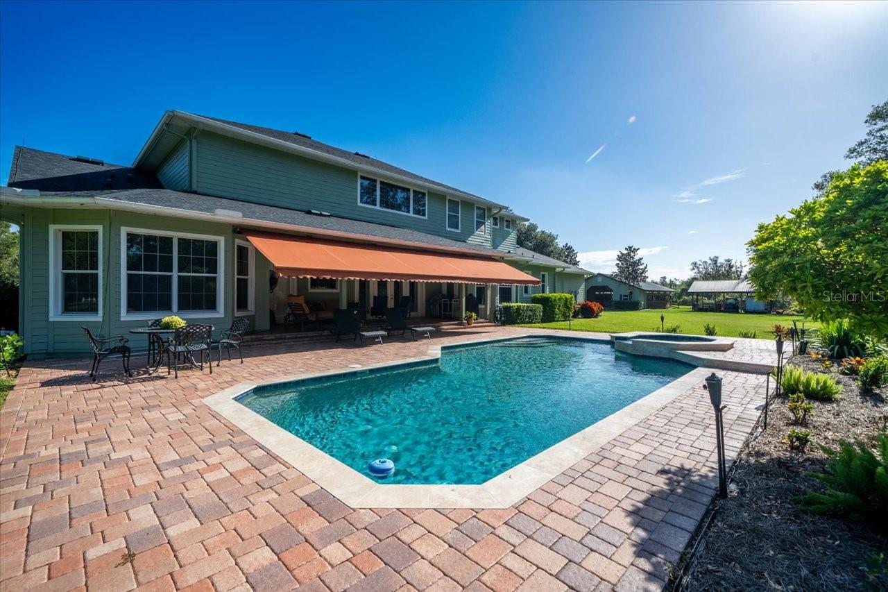 CITRUS GREEN - Residential