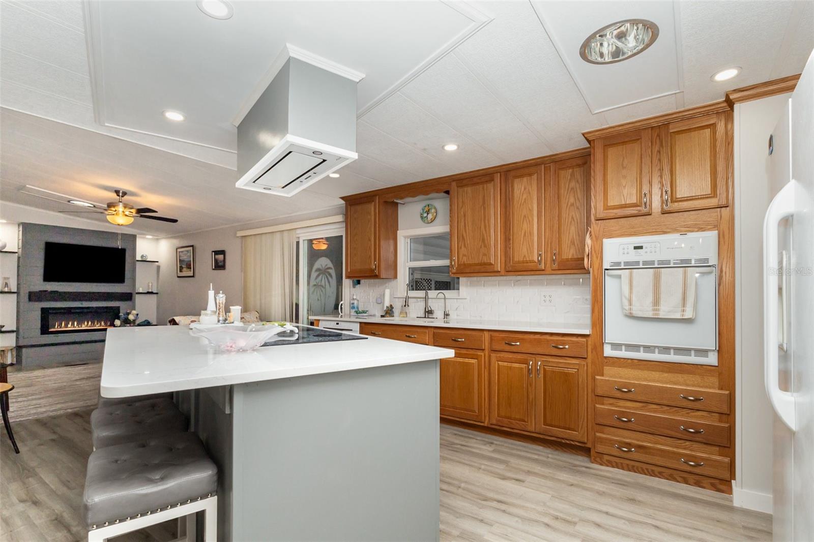 OAKWOOD ESTATES - Residential