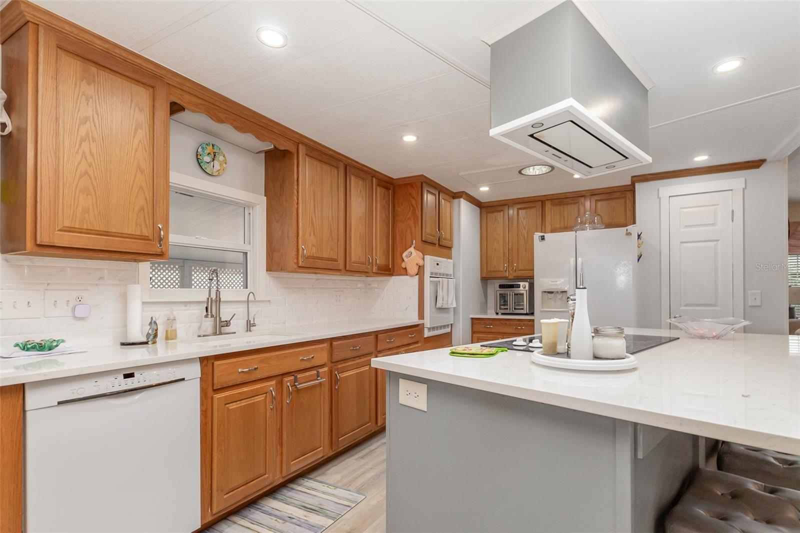 OAKWOOD ESTATES - Residential