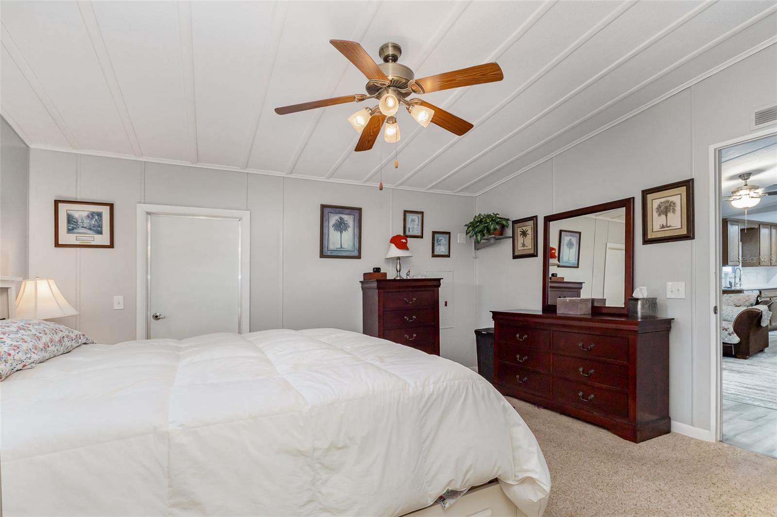 OAKWOOD ESTATES - Residential