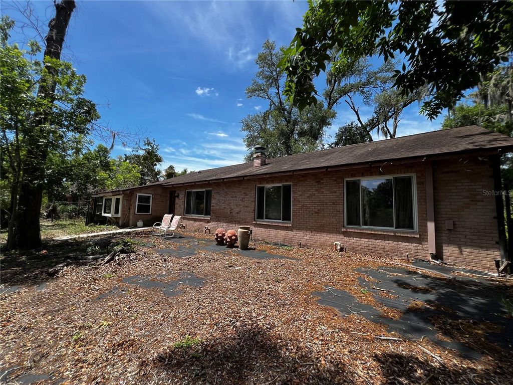 Photo of 117 Hickory Creek Boulevard, Brandon, FL 33511 (MLS # TB8497838)