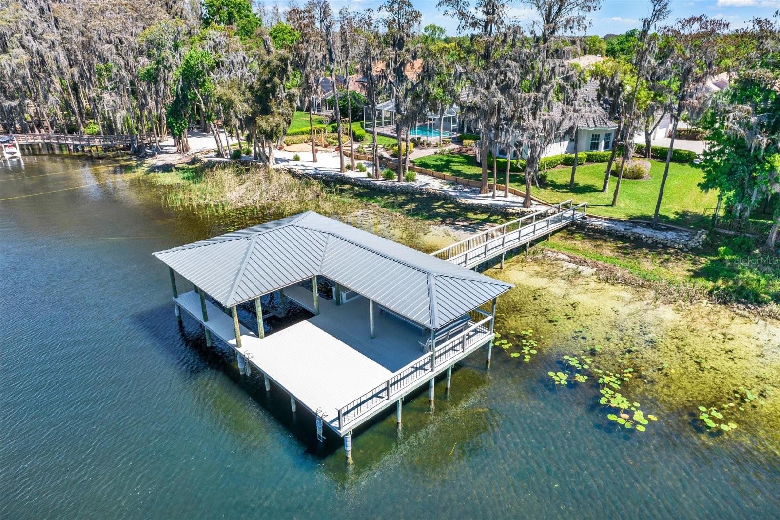 5643 WHITE IBIS LANE