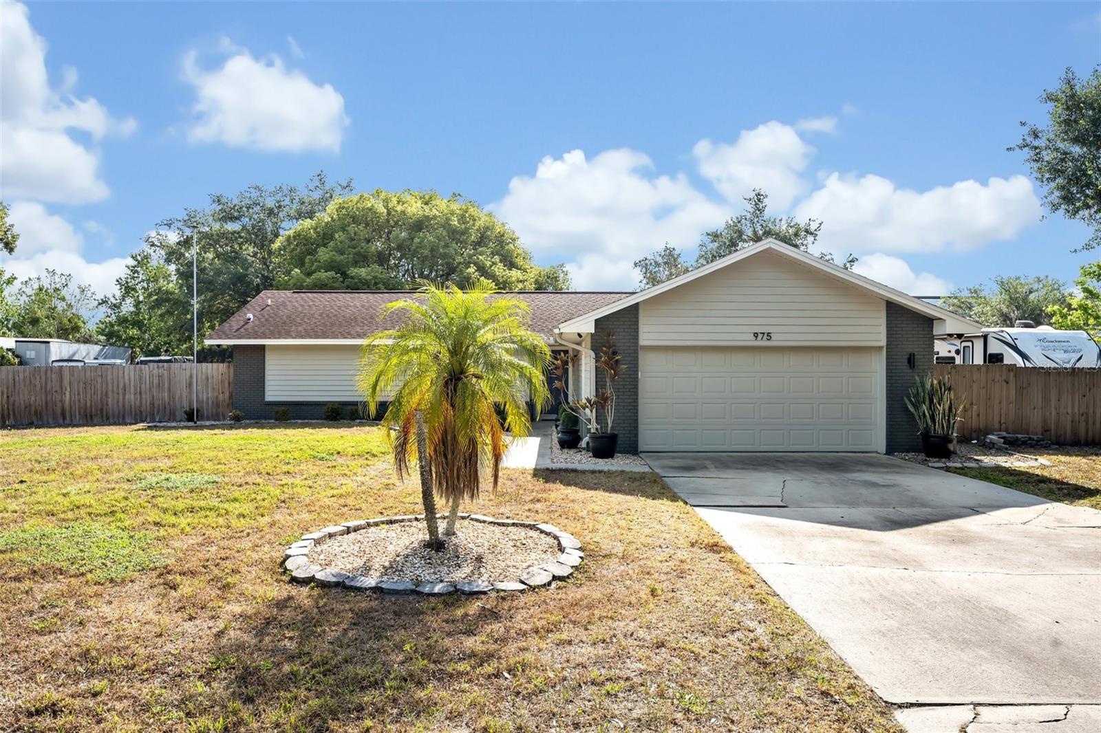 975 N ELDER ROAD