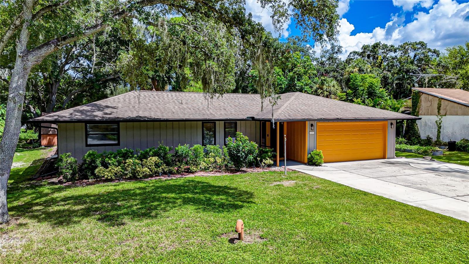 SARASOTA SPGS - Residential Lease