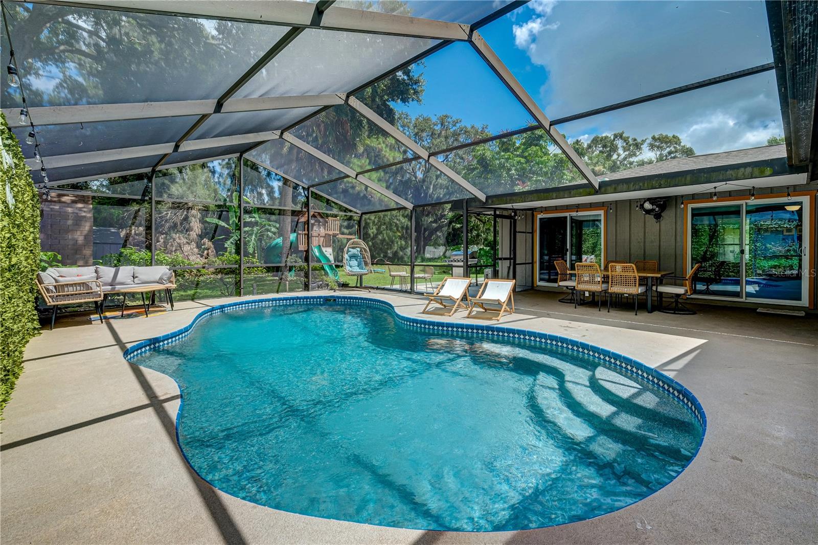 SARASOTA SPGS - Residential Lease