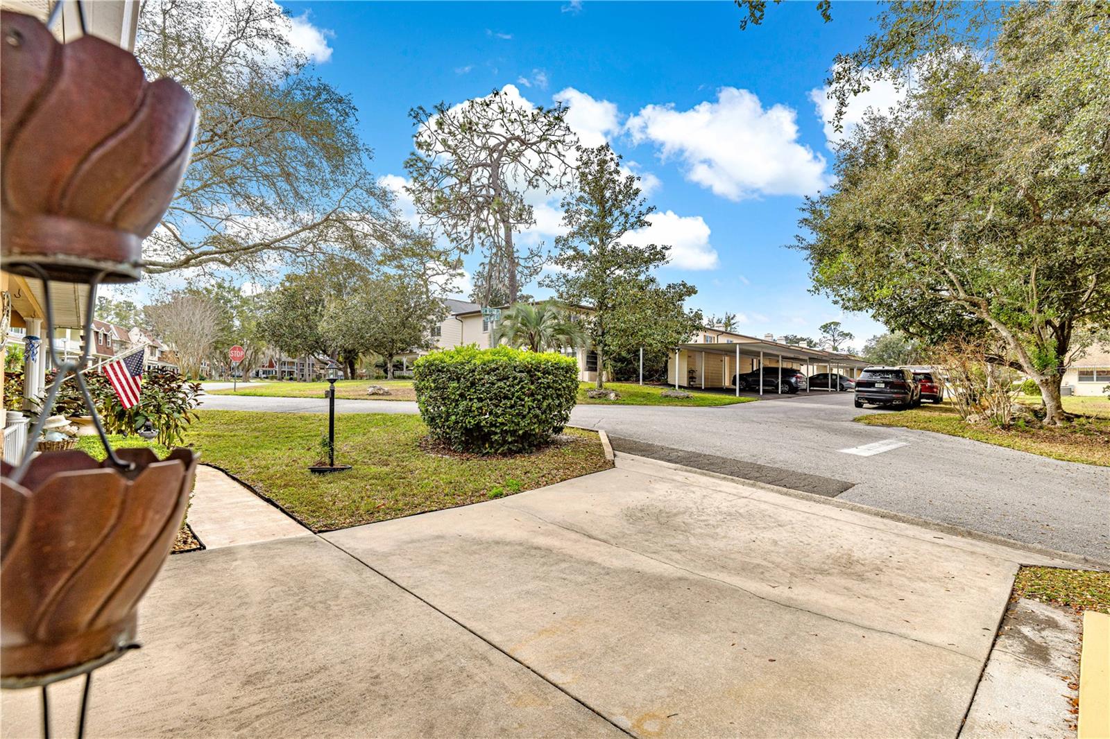 ON TOP OF THE WORLD - Residential