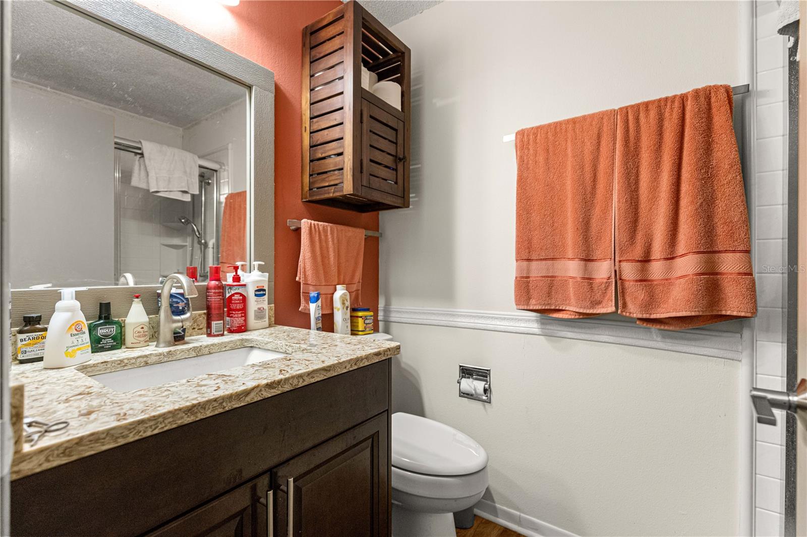 ON TOP OF THE WORLD - Residential