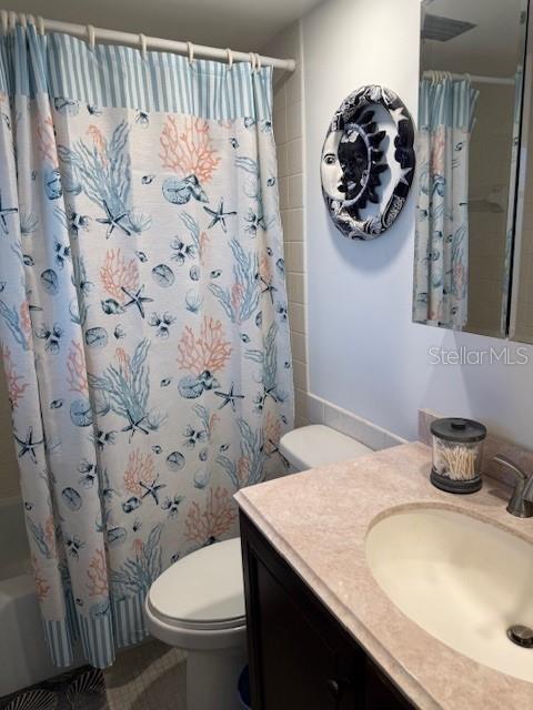 GATEWAY SQUARE APTS - Residential