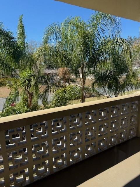 GATEWAY SQUARE APTS - Residential