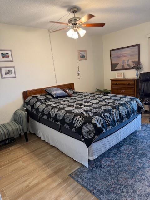 GATEWAY SQUARE APTS - Residential