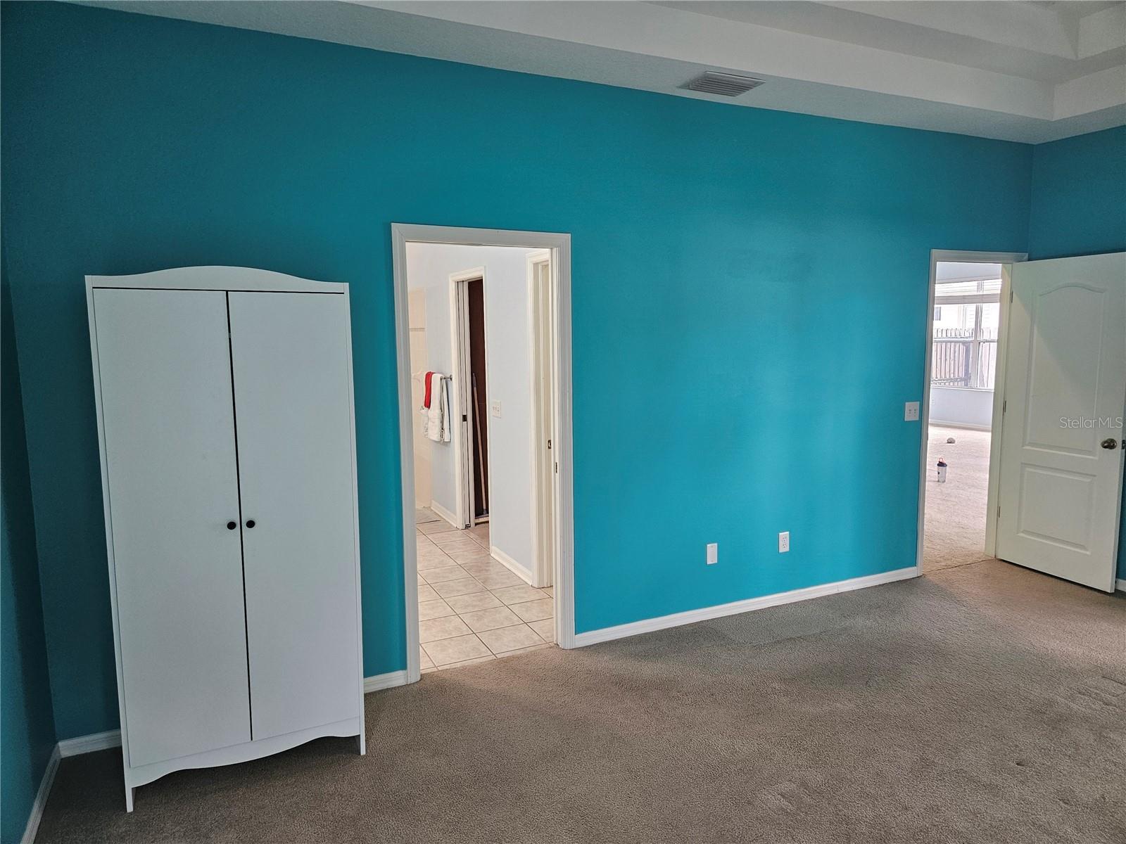 IVY LAKE ESTATES PRC - Residential Lease