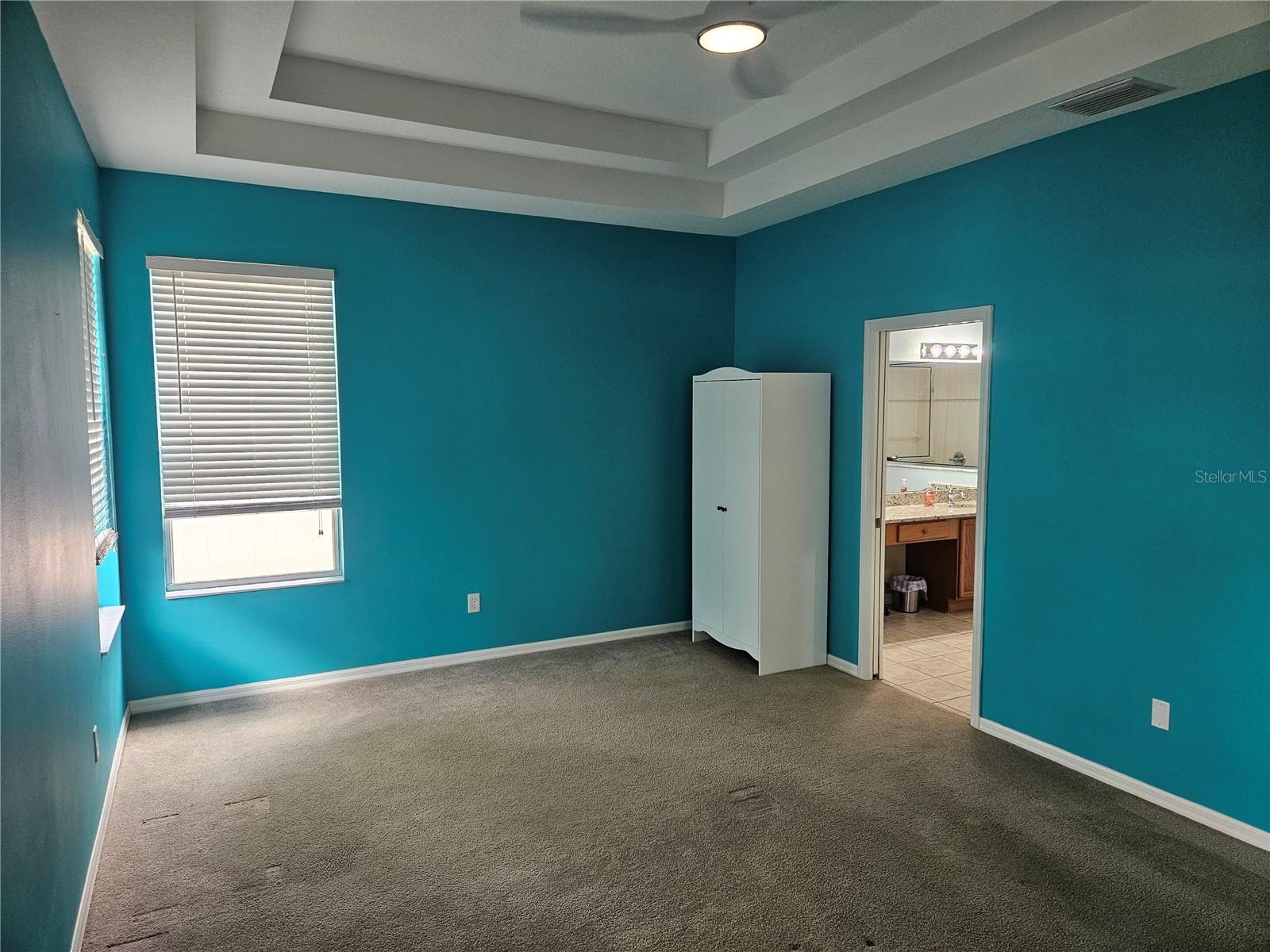 IVY LAKE ESTATES PRC - Residential Lease