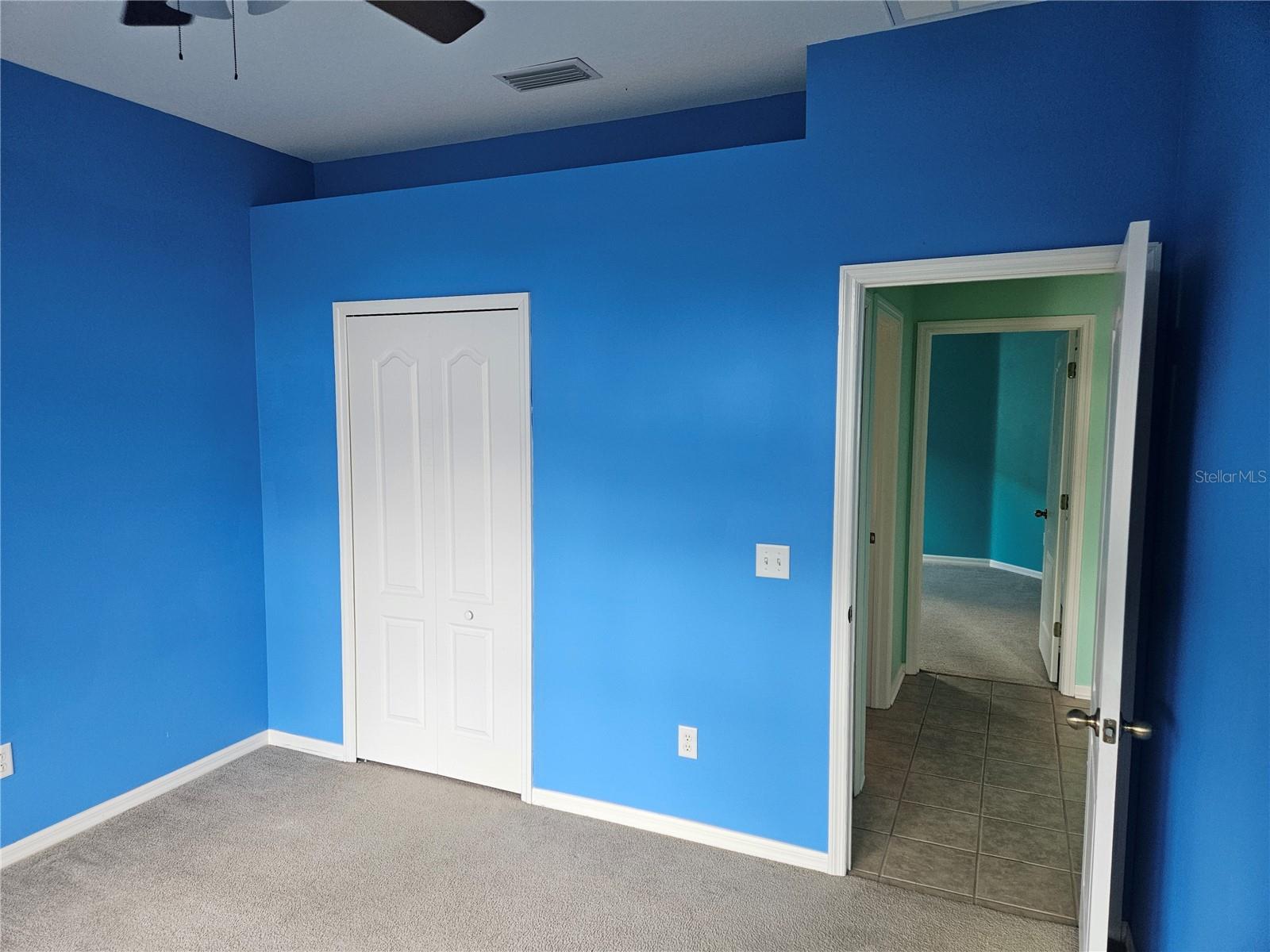 IVY LAKE ESTATES PRC - Residential Lease