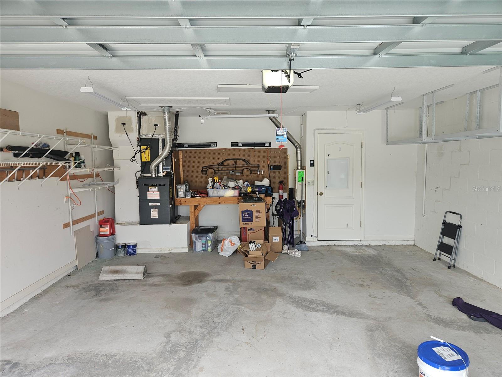 IVY LAKE ESTATES PRC - Residential Lease