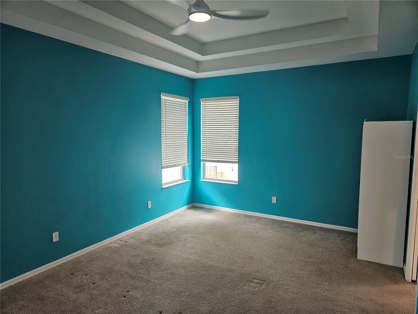 IVY LAKE ESTATES PRC - Residential Lease