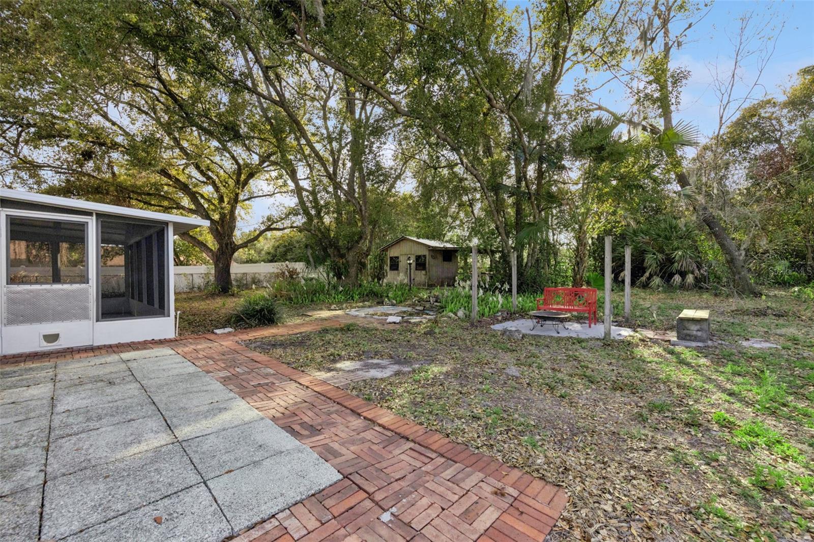 DELTONA LAKES UNIT 75 - Residential