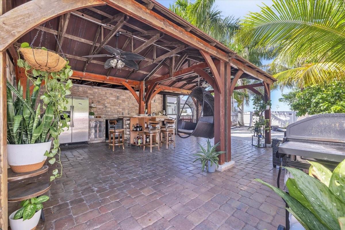 3619 OASIS BOULEVARD