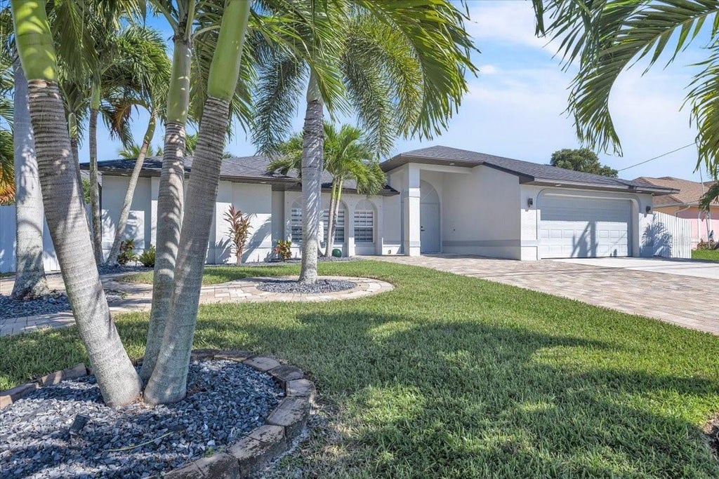 Photo of 3619 Oasis Boulevard, Cape Coral, FL 33914 (MLS # C7532012)