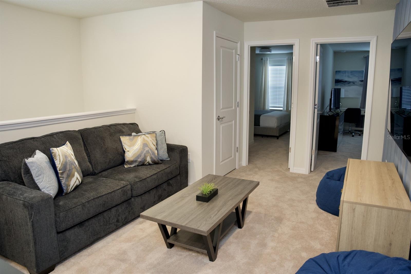 WINDSOR ISLAND - Residential