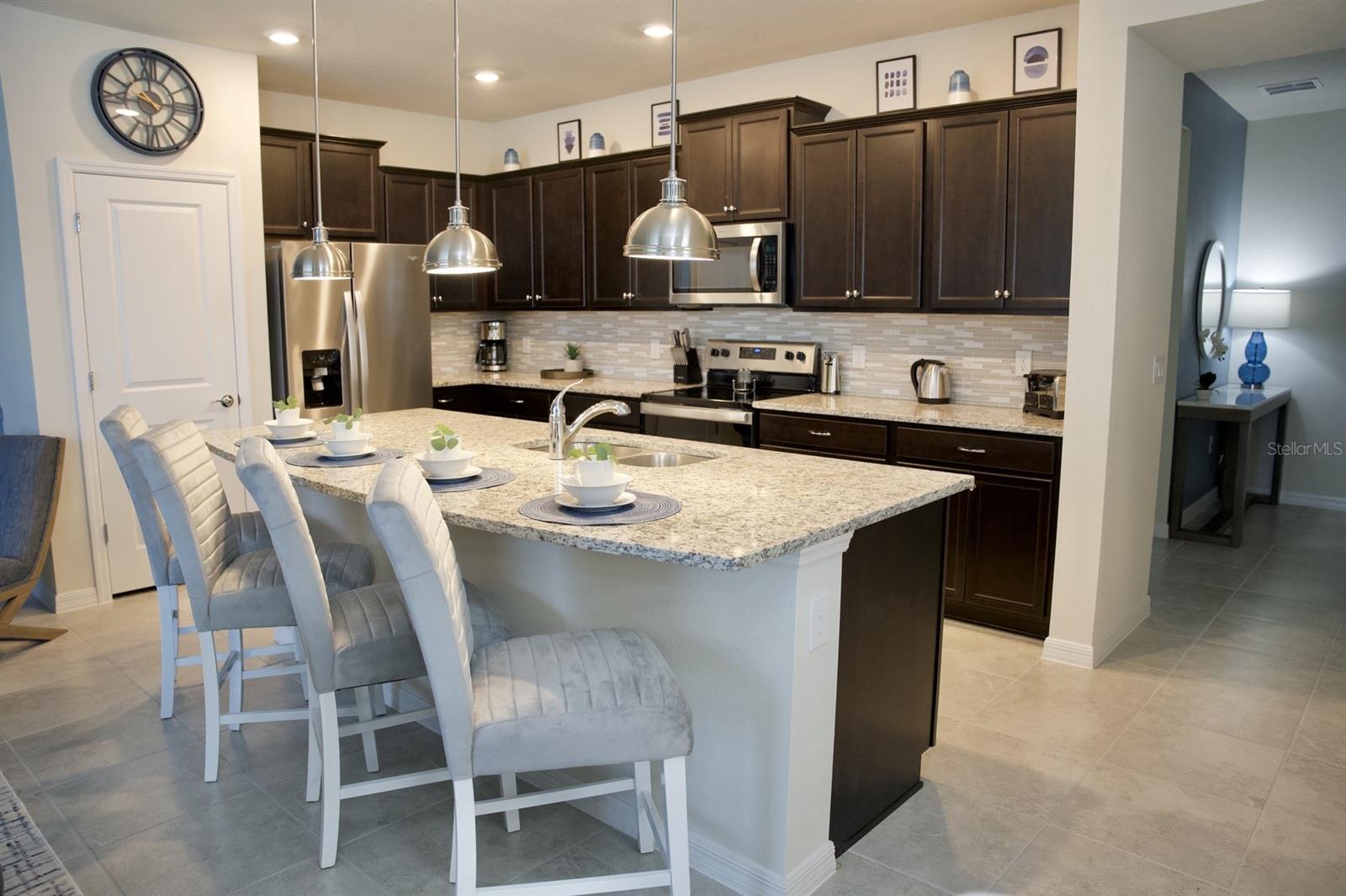 WINDSOR ISLAND - Residential