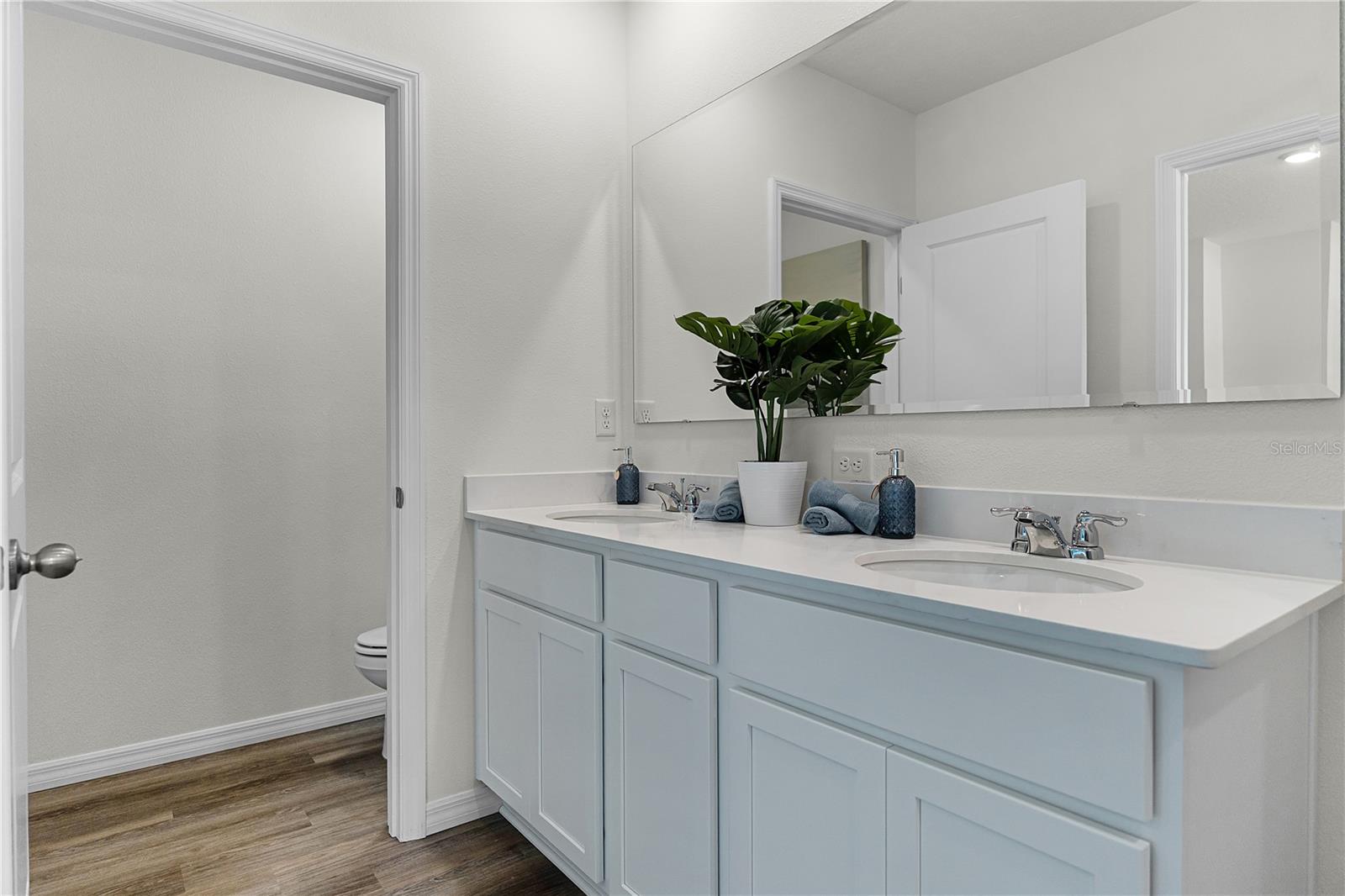 CAMPBELL CROSSING - Residential