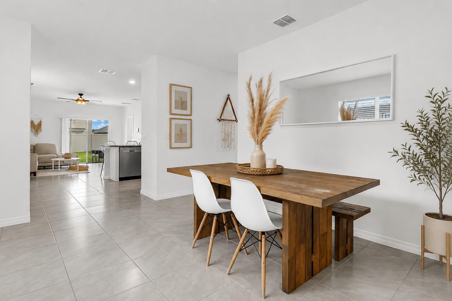 3664 SUNGROVE CIRCLE