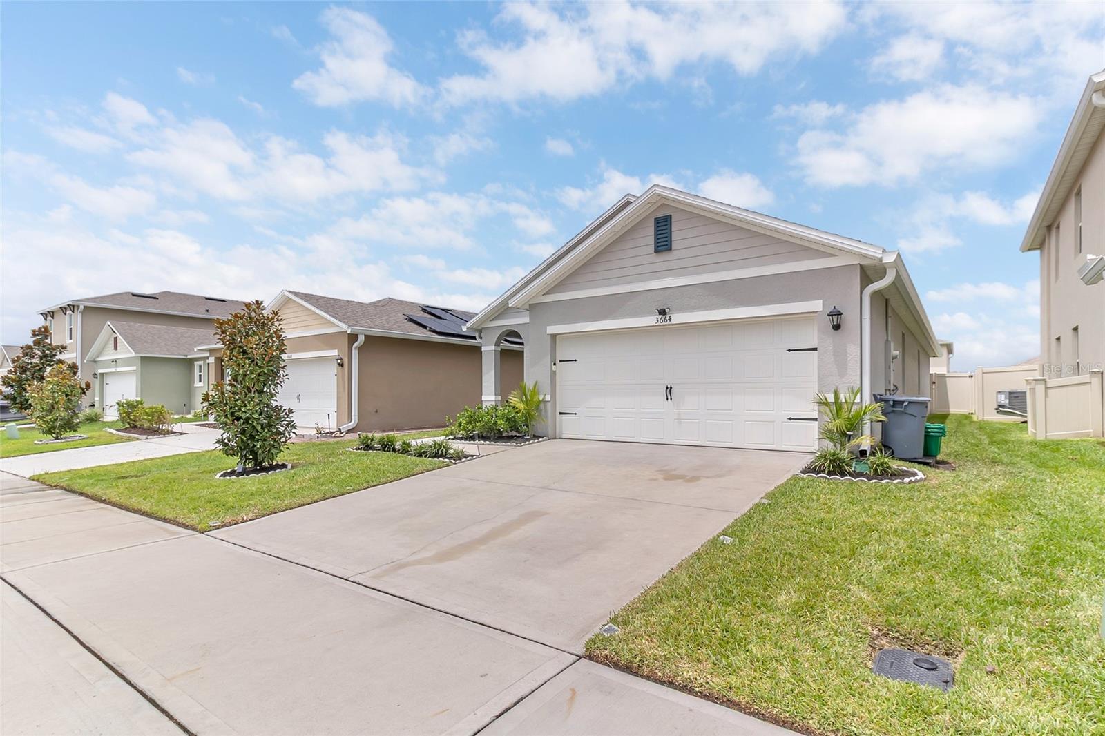 3664 SUNGROVE CIRCLE