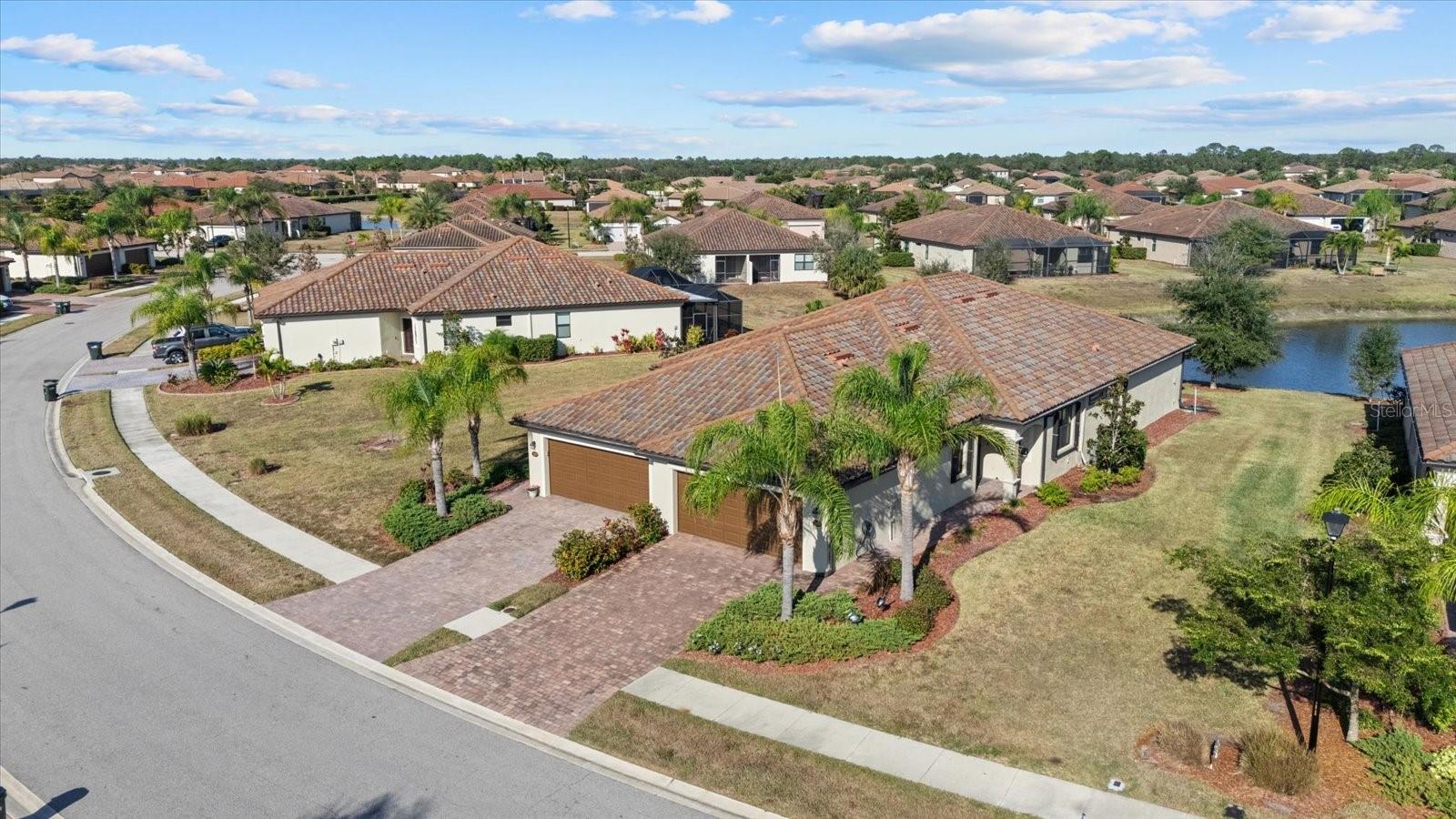 GRAN PARADISO PH 1 - Residential