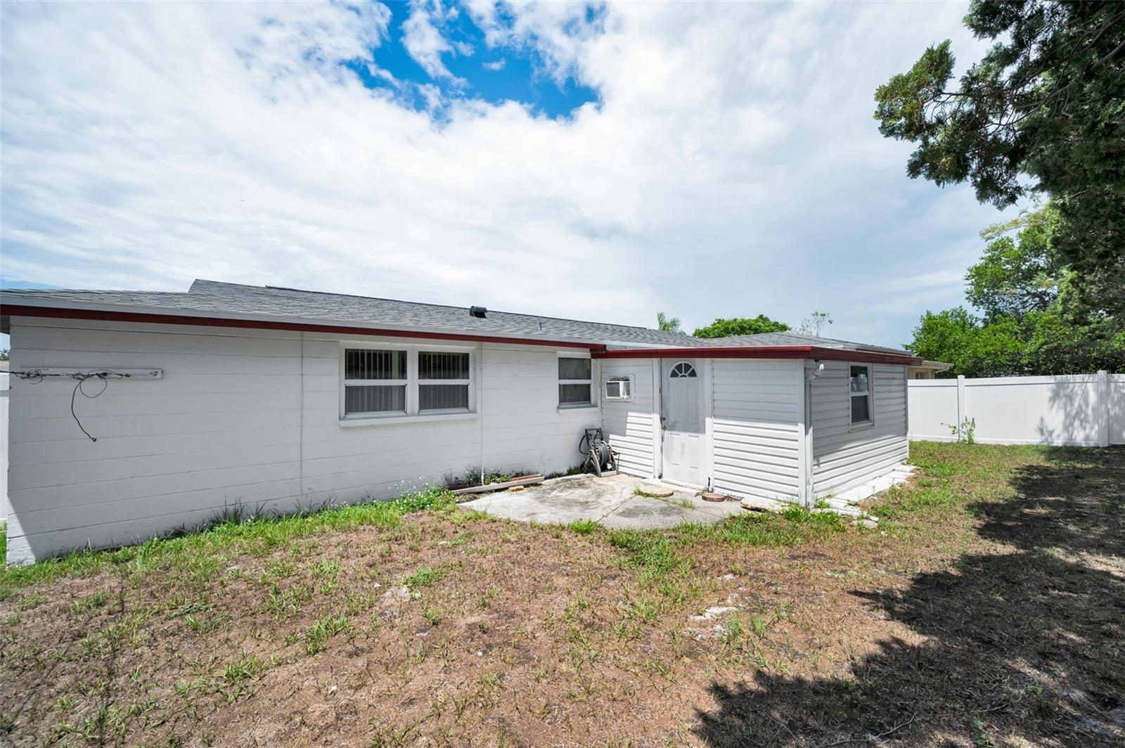 HOLIDAY GARDENS ESTATES - Residential