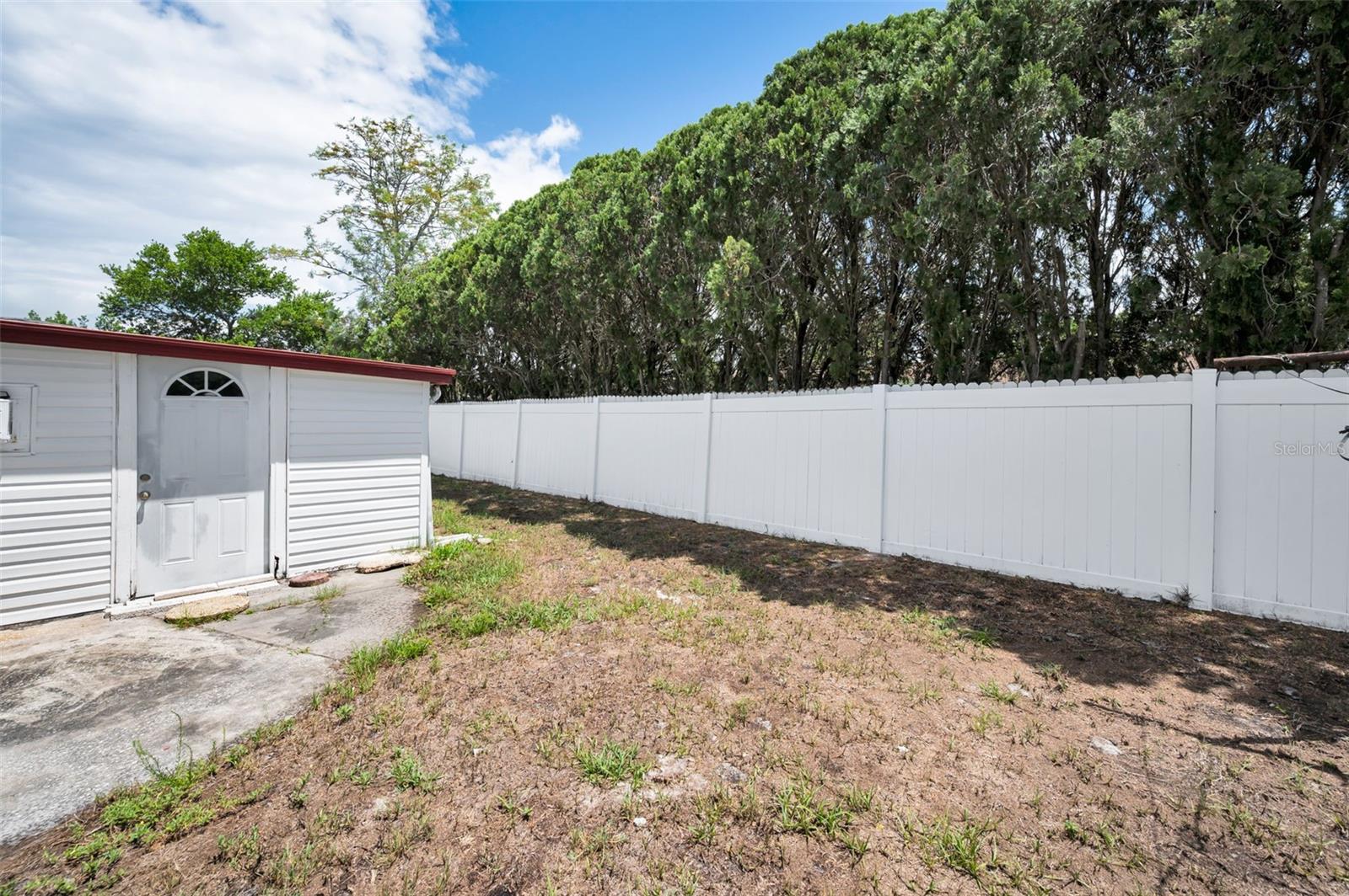 HOLIDAY GARDENS ESTATES - Residential