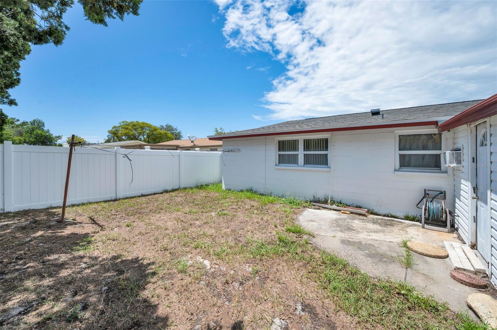 HOLIDAY GARDENS ESTATES - Residential