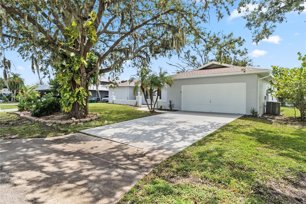 Photo of 22457 Oceanside Avenue, Port Charlotte, FL 33952 (MLS # C7515272)