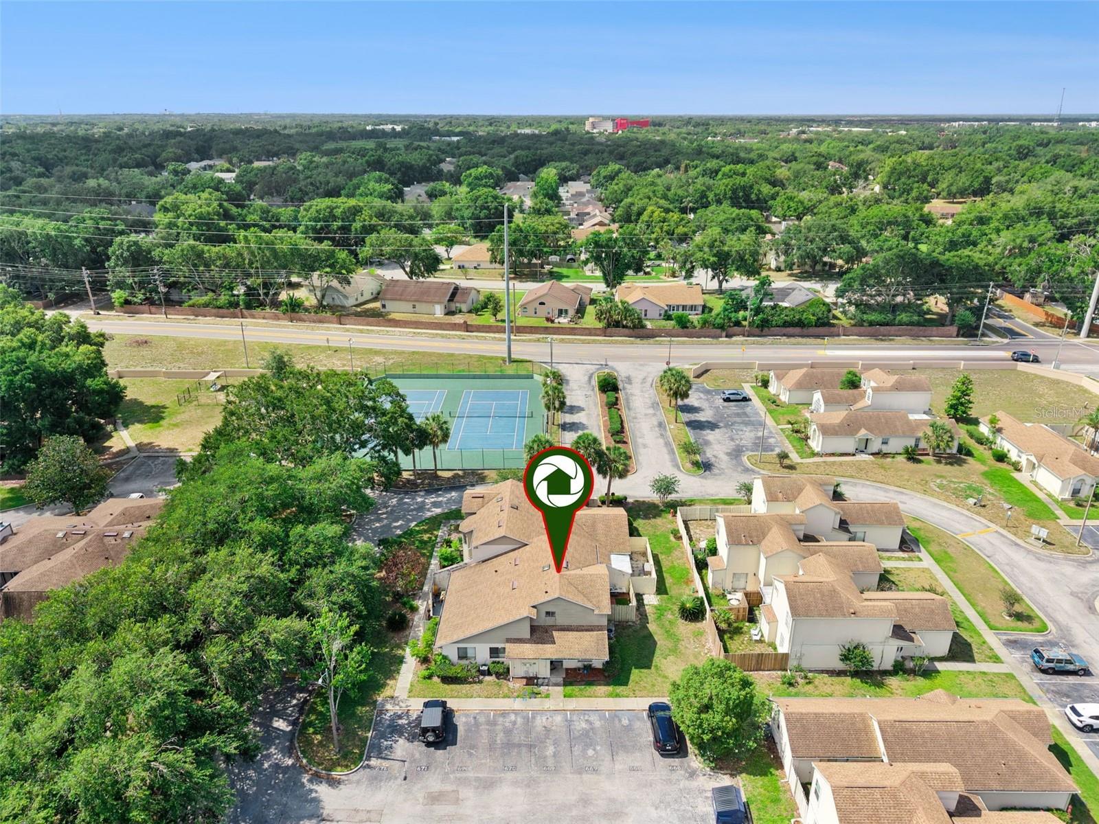 LAKE OLYMPIC TWNHS - Residential