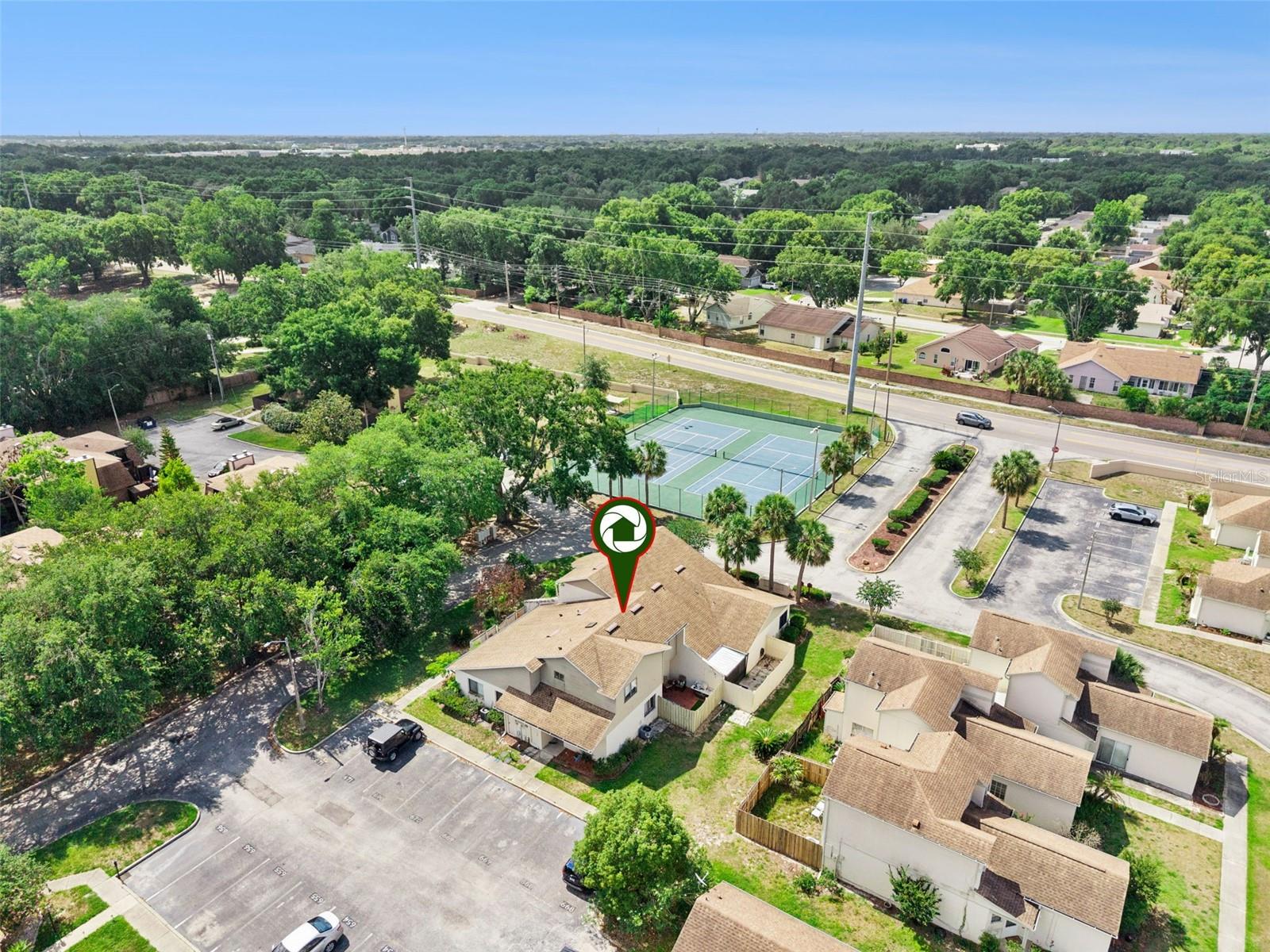 LAKE OLYMPIC TWNHS - Residential