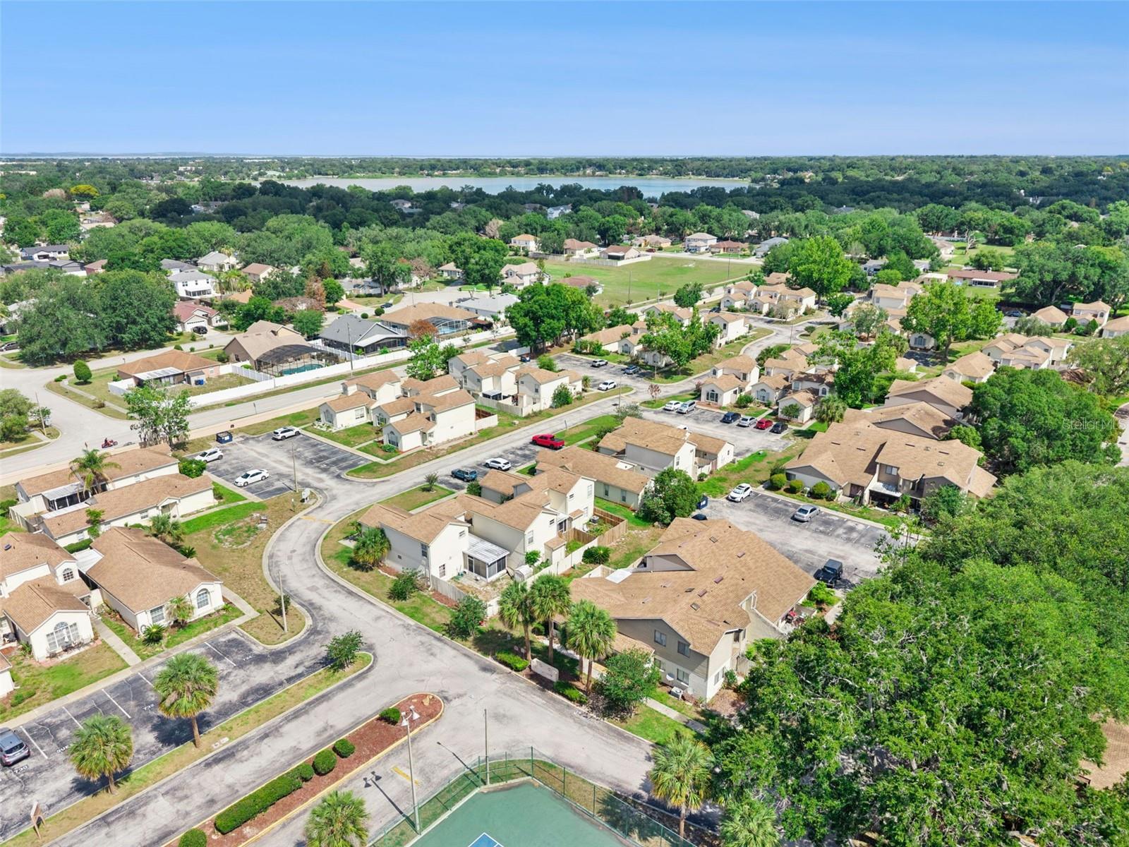 LAKE OLYMPIC TWNHS - Residential
