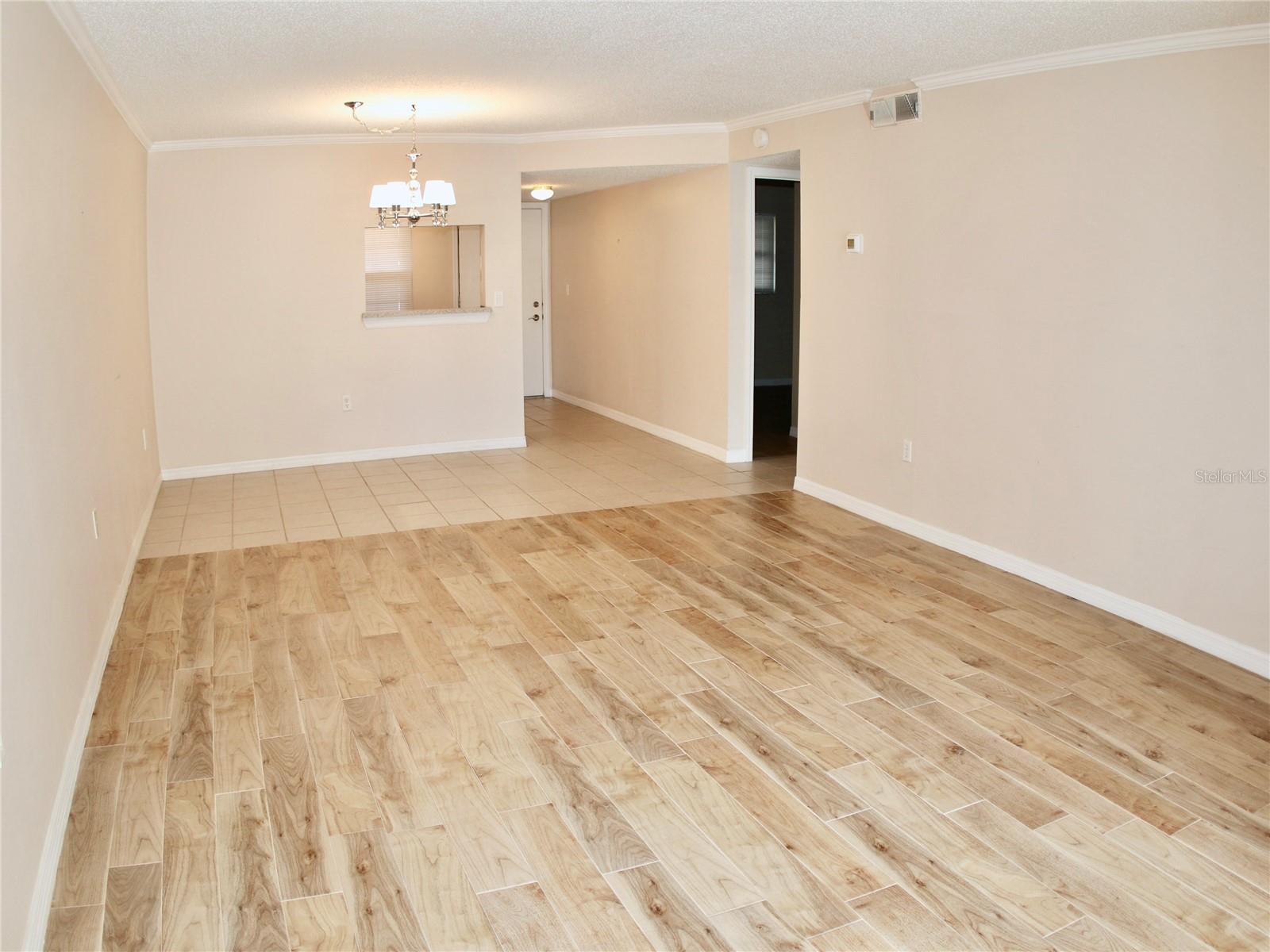 946 VIRGINIA STREET 102