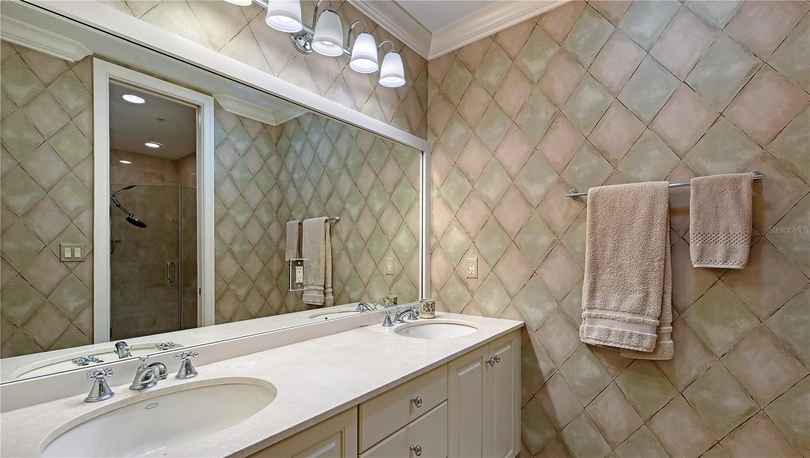 MARQUEE EN VILLE - Residential