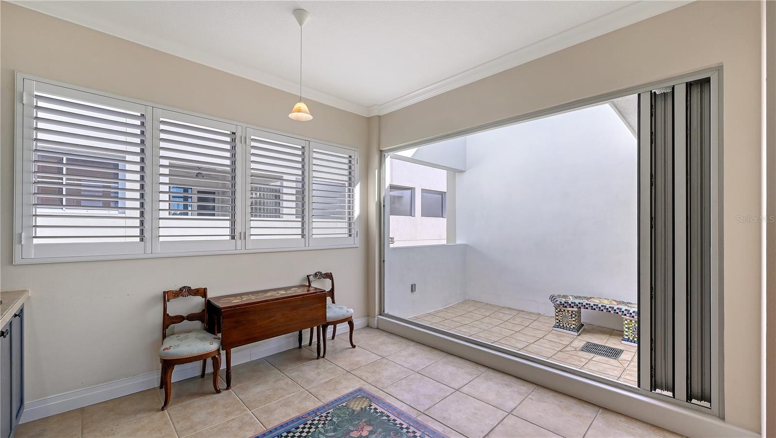 MARQUEE EN VILLE - Residential