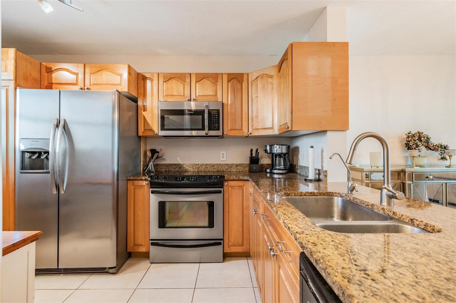 SHORE MARINER THE CONDO - Residential Lease
