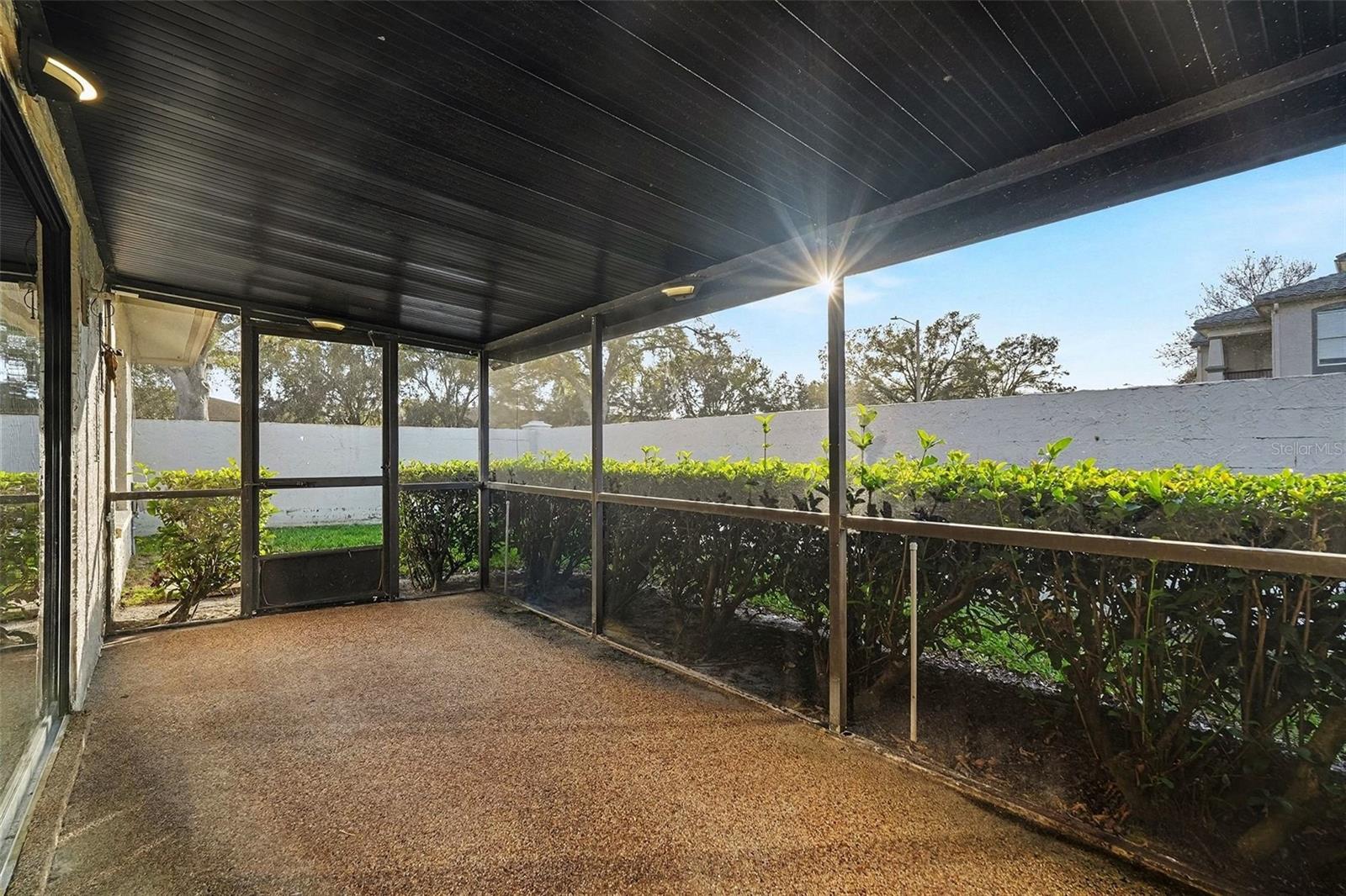 LAKEVIEW VILLAS AT PEBBLE CREE - Residential Lease