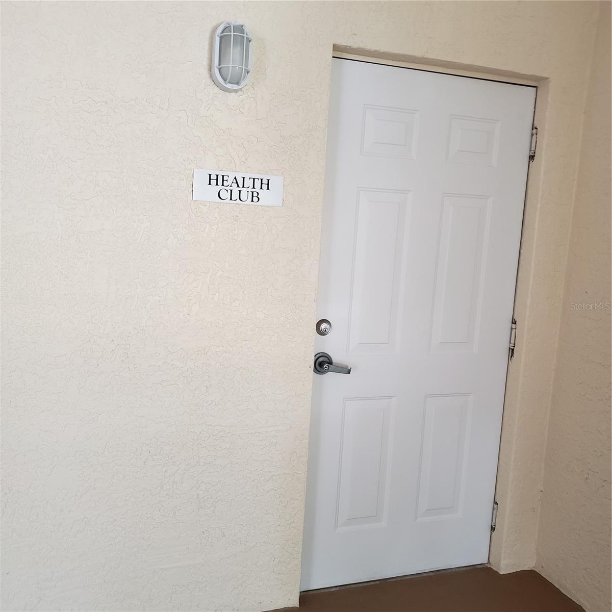 PROMENADE PH 01 - Residential Lease