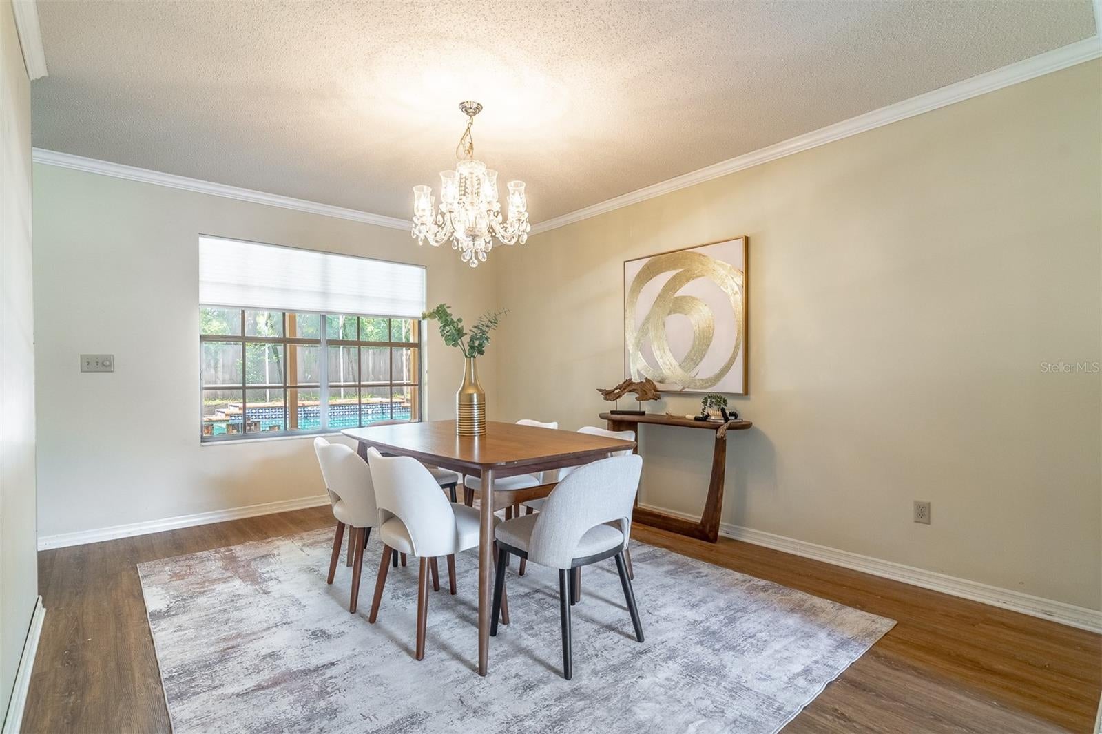 935 PINE SHADOW DRIVE