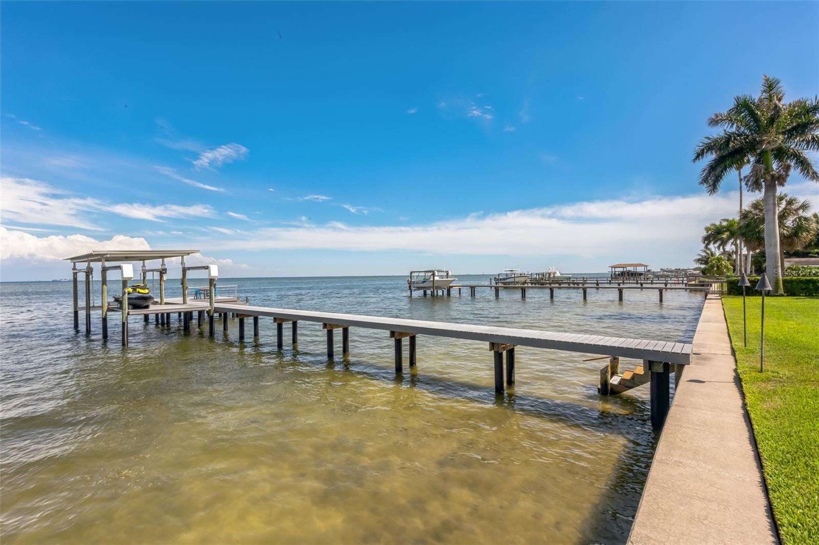 SHORE ACRES OVERLOOK SEC - Residential